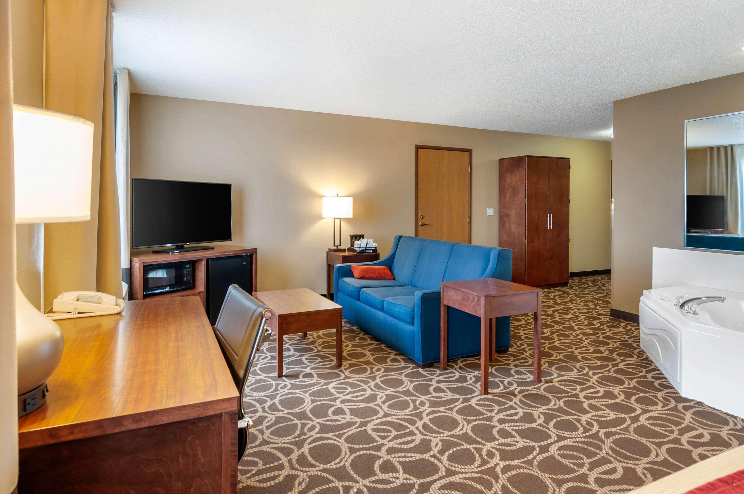 Comfort Inn Dyersville Near The Field Of Dreams Exterior foto