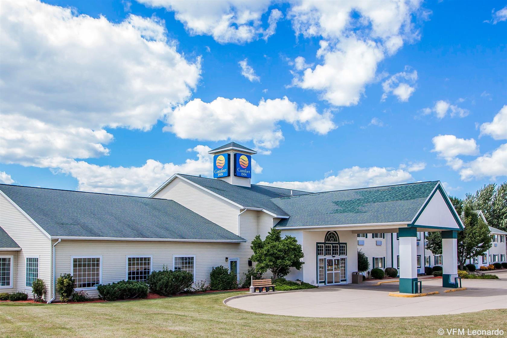 Comfort Inn Dyersville Near The Field Of Dreams Exterior foto
