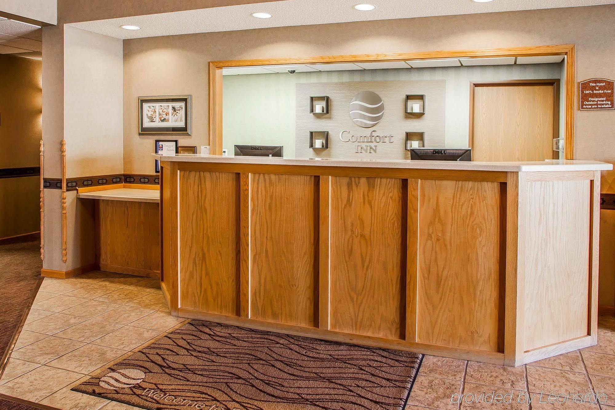 Comfort Inn Dyersville Near The Field Of Dreams Exterior foto